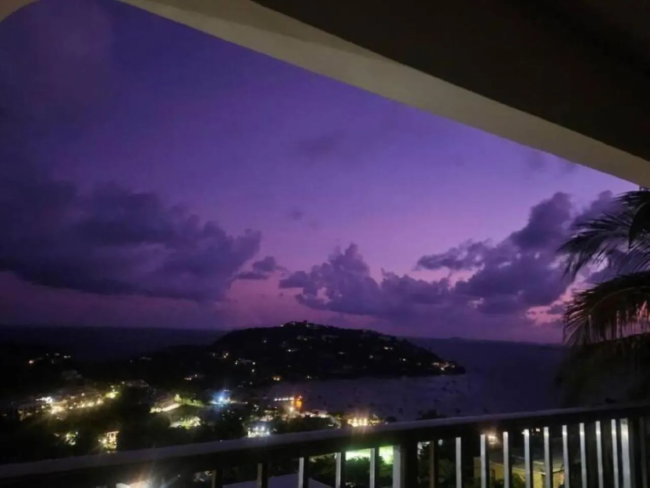 Bethany House - Immaculate Ocean Views Above The Westin Resort - Large Deck Cruz Bay Apartamento